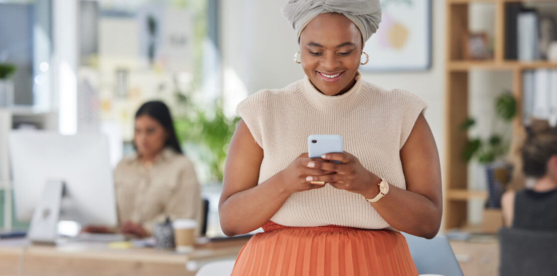 Black Business Woman Texting On A Phone Smiling W 2022 12 08 23 55 15 Utc