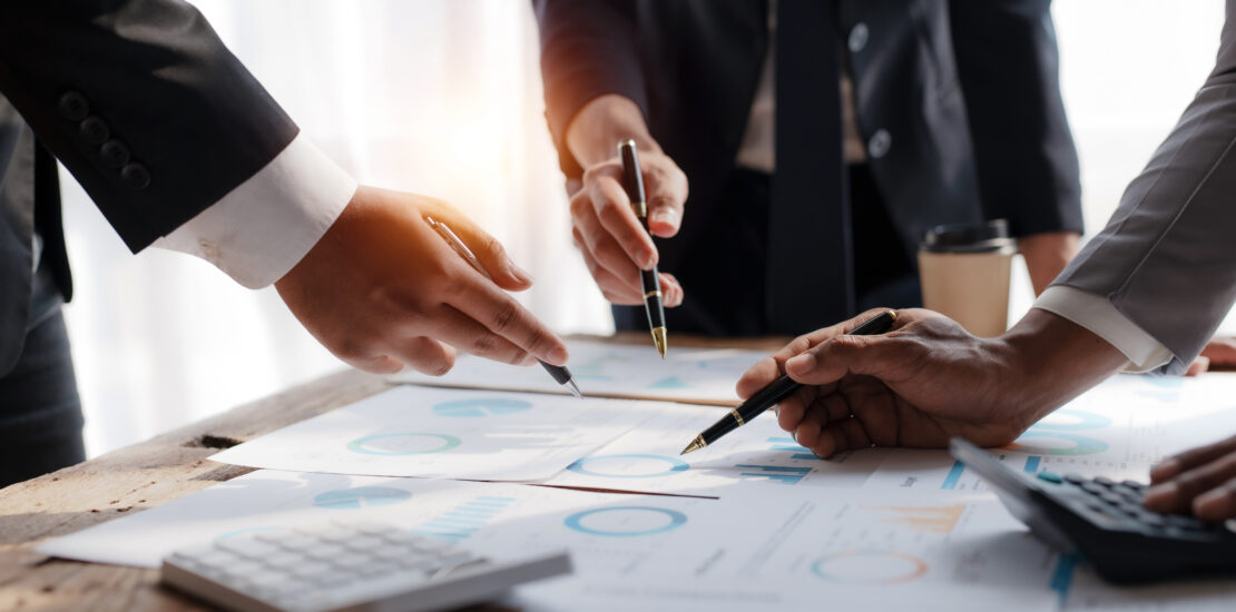 Business Team Meeting And Presentation, Business Discussion And